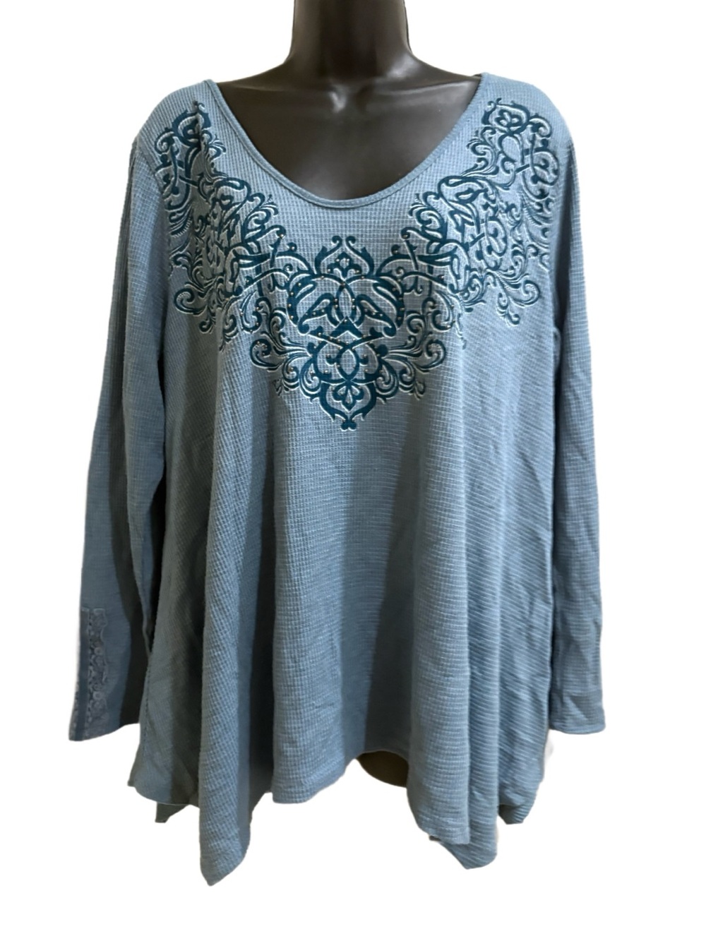 Women's Light Blue Embroidered Scoop-Neck Top